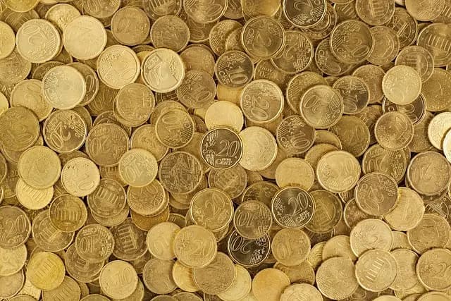 10 Strategie Efficaci per Risparmiare Sui Costi Mensili