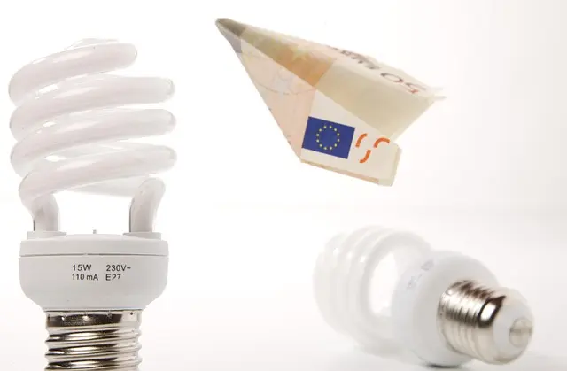 Come Risparmiare Sui Costi Energetici: 10 Strategie Efficaci
