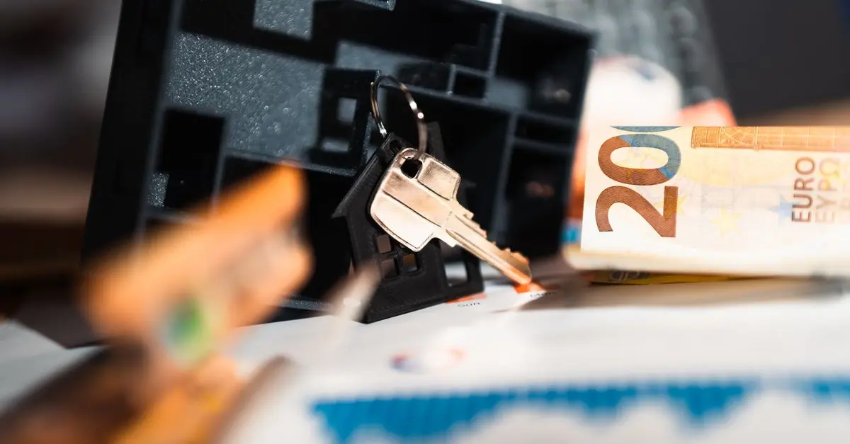 10 Consigli per Risparmiare sulle Spese Domestiche